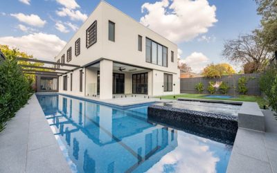 Features to consider when building your concrete swimming pool