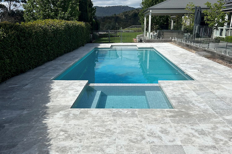 Rebuild & Renew – swimming pool makeovers