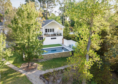 Sloping block swimming pool builders Melbourne