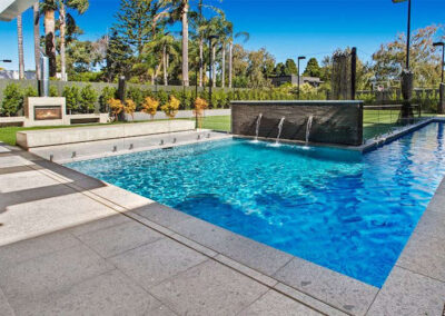 Custom swimming pool construction