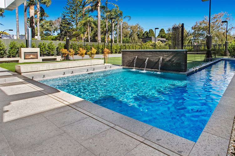 Custom swimming pool construction Melbourne
