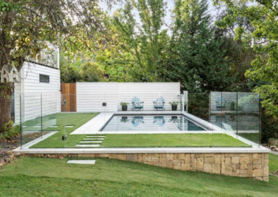 Sloping block builders